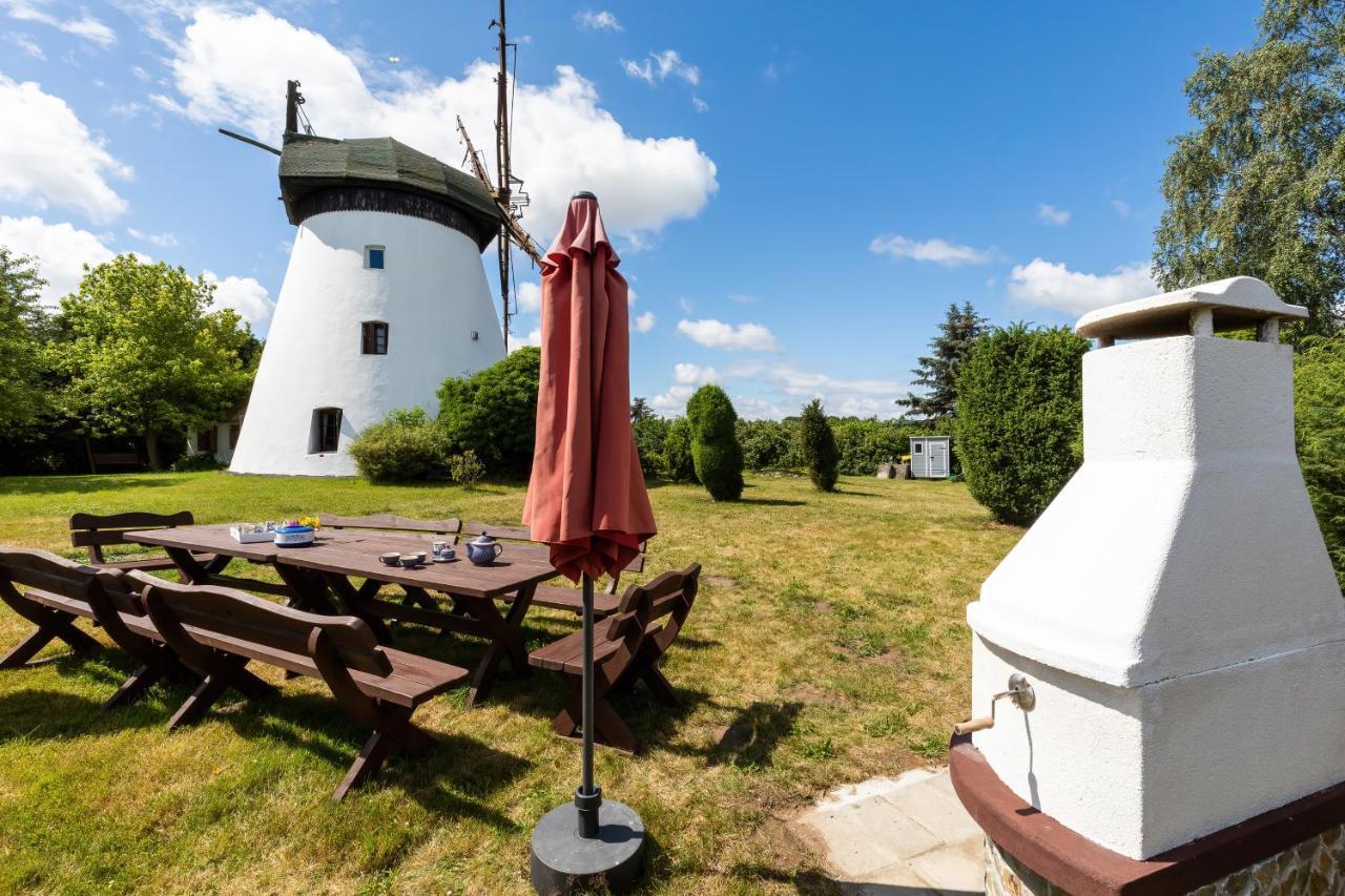Windmill Vacation Home In Ledzin Near Baltic Sea นีคอร์เซ ภายนอก รูปภาพ