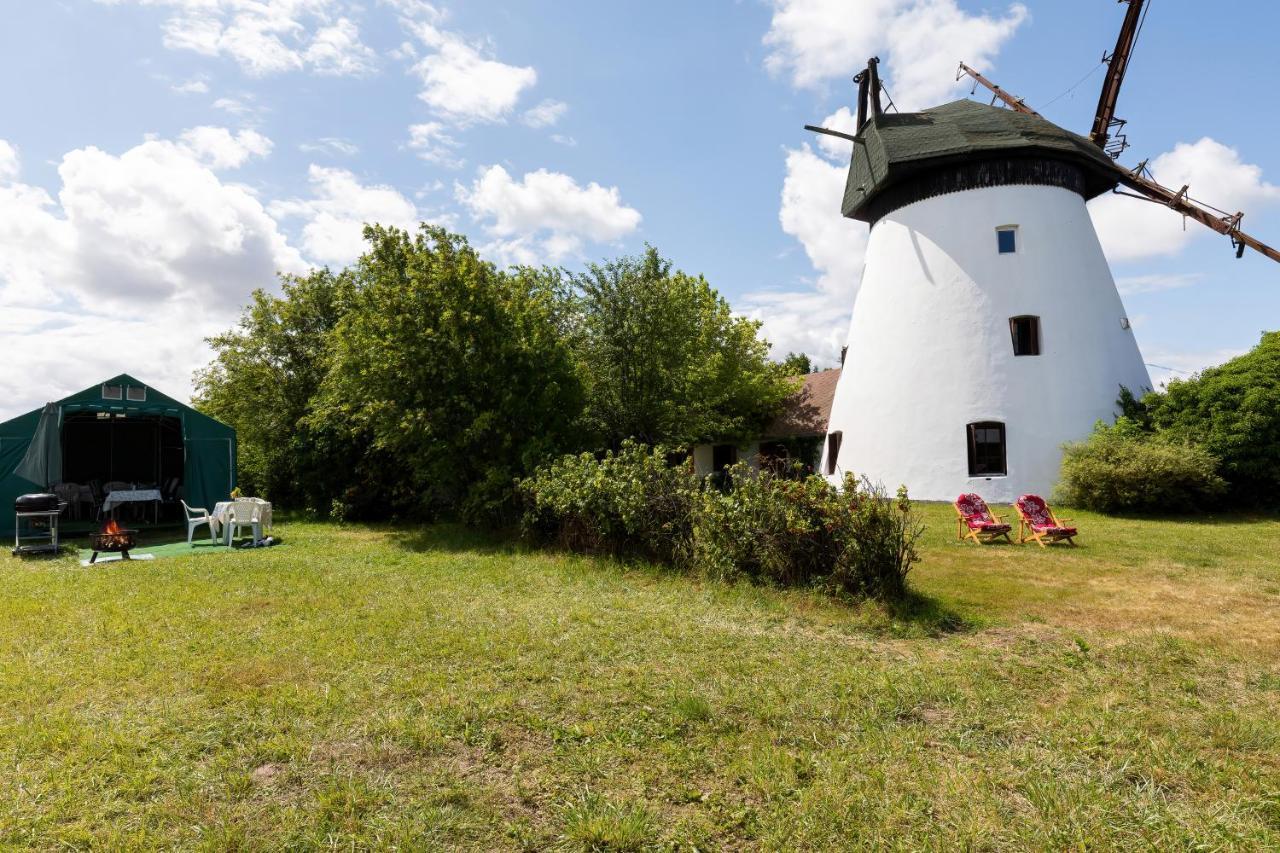 Windmill Vacation Home In Ledzin Near Baltic Sea นีคอร์เซ ภายนอก รูปภาพ