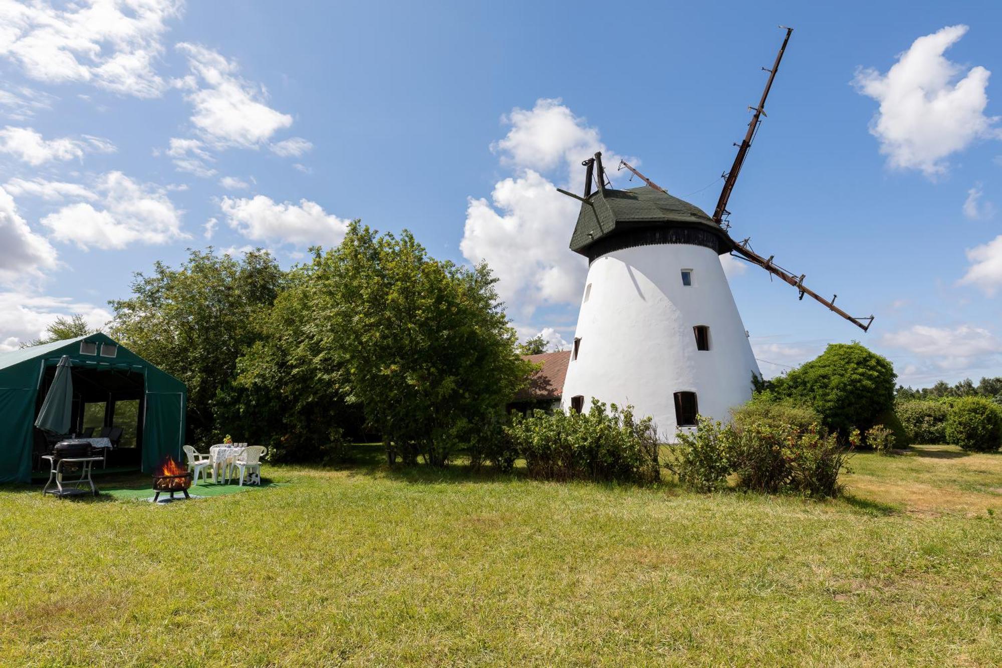 Windmill Vacation Home In Ledzin Near Baltic Sea นีคอร์เซ ห้อง รูปภาพ