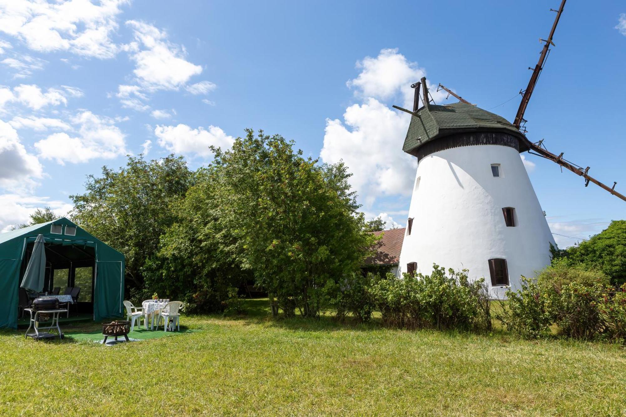 Windmill Vacation Home In Ledzin Near Baltic Sea นีคอร์เซ ห้อง รูปภาพ