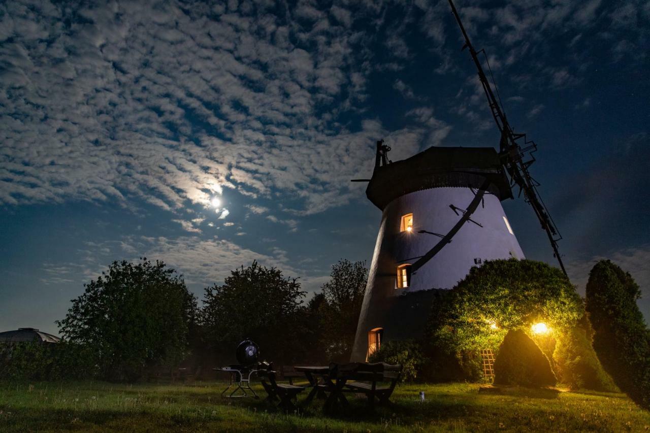 Windmill Vacation Home In Ledzin Near Baltic Sea นีคอร์เซ ภายนอก รูปภาพ