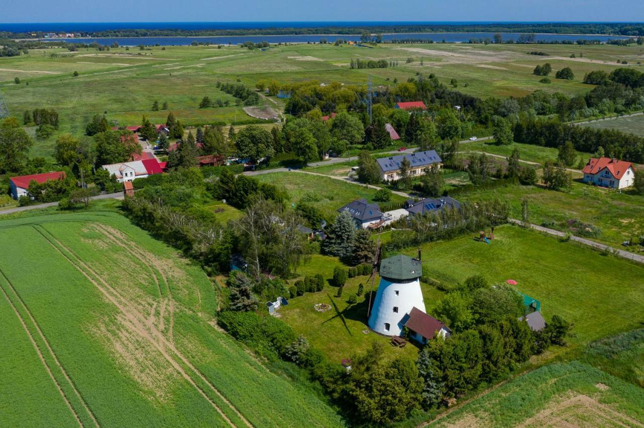 Windmill Vacation Home In Ledzin Near Baltic Sea นีคอร์เซ ภายนอก รูปภาพ